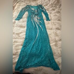 Elegant Teal Long Sleeve Dress